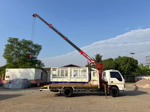 เครนท้ายลาด ISUZU NPR 130 ปี49