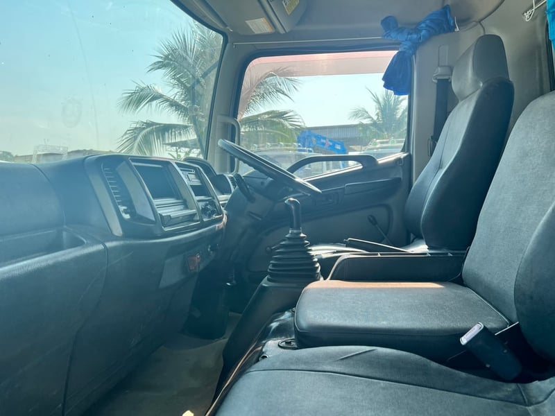 เครนยูนิค 3ตัน 3ปอก กระบะยาว 4.90เมตร