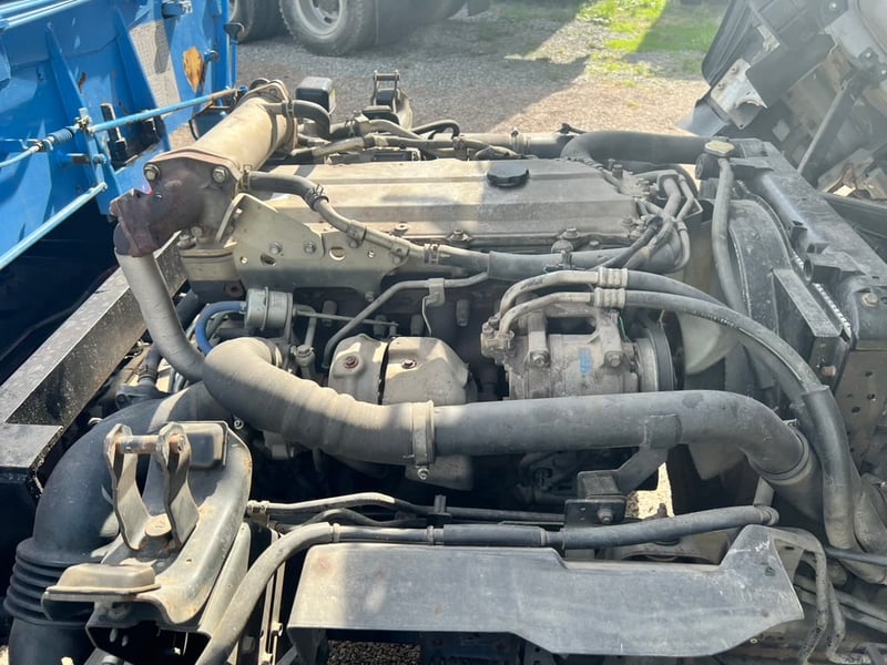 ISUZU NQR 175แรงม้า รถบรรทุก 6ล้อ กระบะเหล็กติดเครน ปี2014 ISUZU NQR 175แรงม้า รถบรรทุก 6ล้อ กระบะเหล็กติดเครน ปี2014