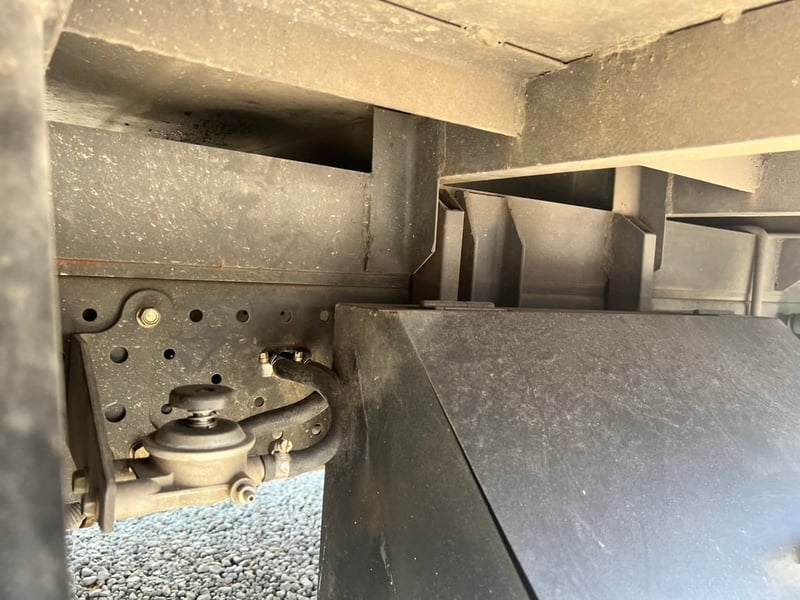 ISUZU NLR 130แรงม้า รถบรรทุก 4ล้อ กระบะคอกสูง ปี2015 ISUZU NLR 130แรงม้า รถบรรทุก 4ล้อ กระบะคอกสูง ปี2015