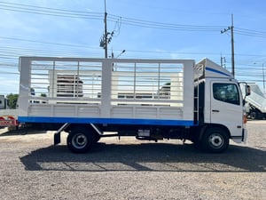 HINO FC 175แรงม้า รถบรรทุก 6ล้อ กระบะคอกสูง ปี2017 HINO FC 175แรงม้า รถบรรทุก 6ล้อ กระบะคอกสูง ปี2017