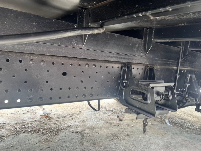 ISUZU NQR 175แรงม้า รถบรรทุก 6ล้อ กระบะเหล็กติดเครน ปี2014 ISUZU NQR 175แรงม้า รถบรรทุก 6ล้อ กระบะเหล็กติดเครน ปี2014