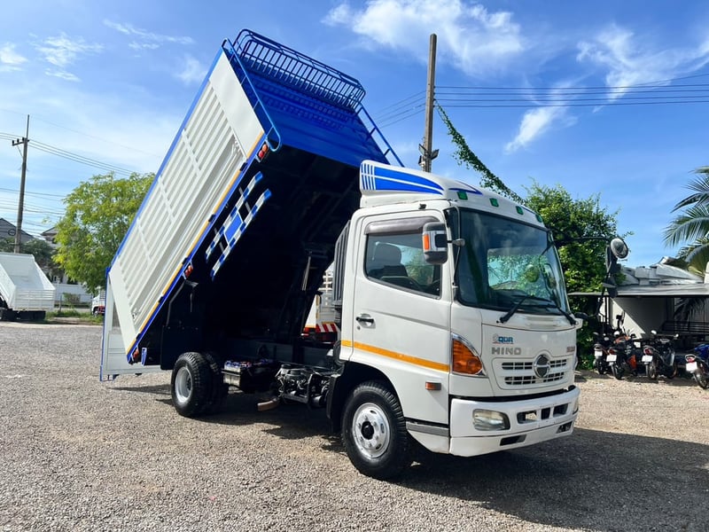 HINO FC 150แรงม้า รถบรรทุก 6ล้อ ดั้มพ์ ปี2015