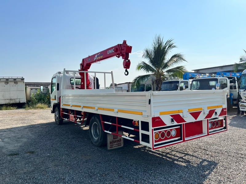 ISUZU NQR175 ปี57