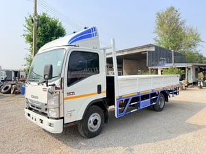 ISUZU NPR150 ปี59