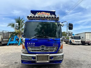 HINO FC 210แรงม้า รถบรรทุก 6ล้อ ดั้มพ์ ปี2018