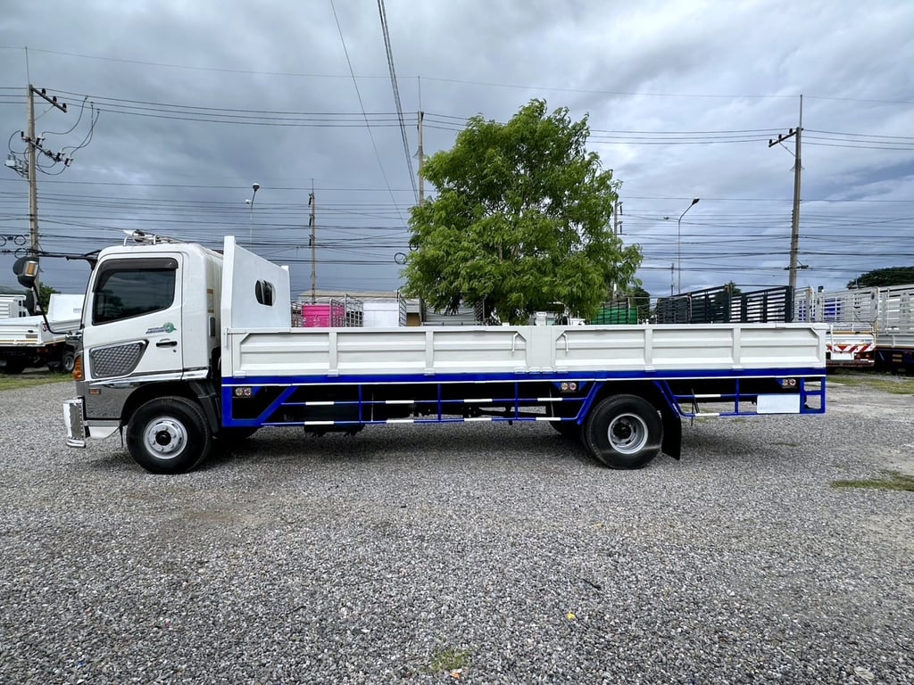 HINO Mega FC9J ปี57 กระบะยาว 6.50 เมตร
