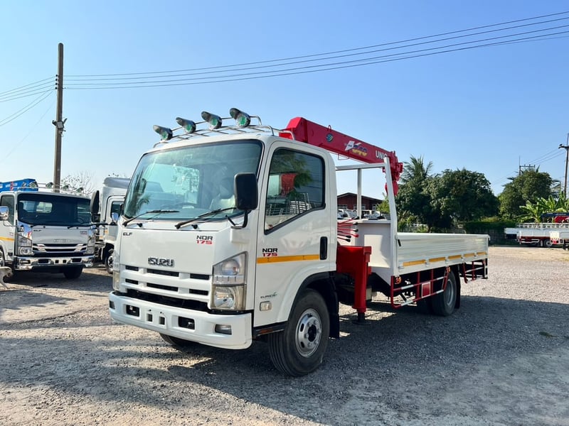 ISUZU NQR175 ปี57