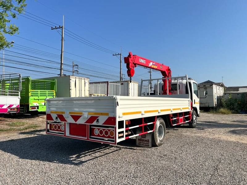 ISUZU NQR175 ปี57