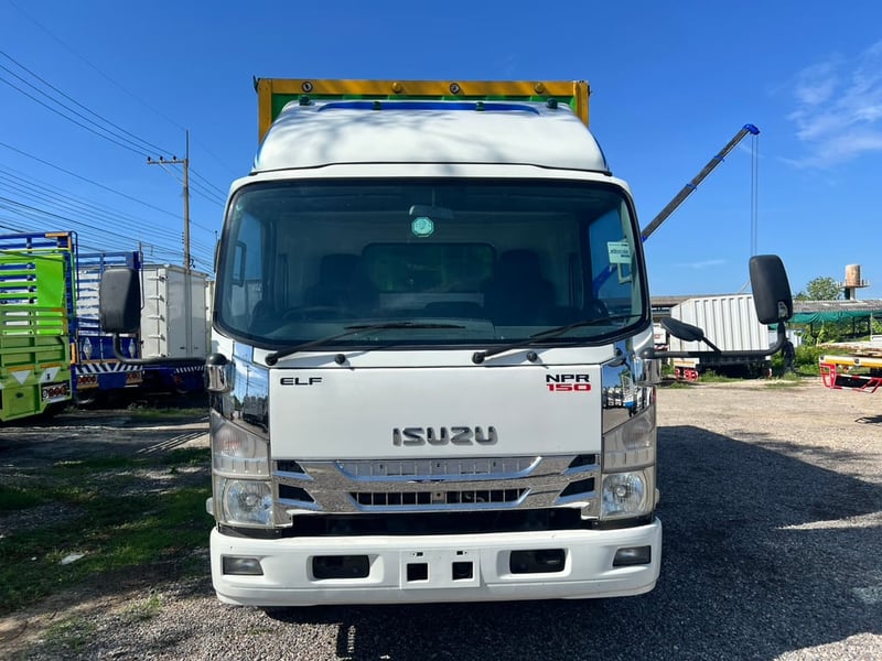ISUZU NPR 150แรงม้า รถบรรทุก 6ล้อ ดั้มพ์ ปี2016