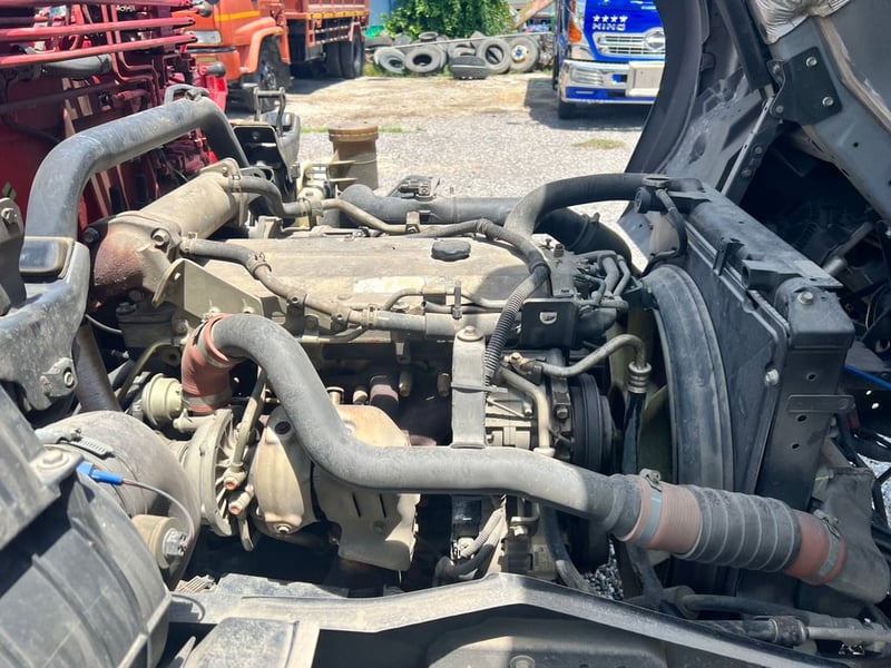 ISUZU FRR 210แรงม้า รถบรรทุก 6ล้อ กระบะเหล็กติดเครน ปี2016 ISUZU FRR 210แรงม้า รถบรรทุก 6ล้อ กระบะเหล็กติดเครน ปี2016