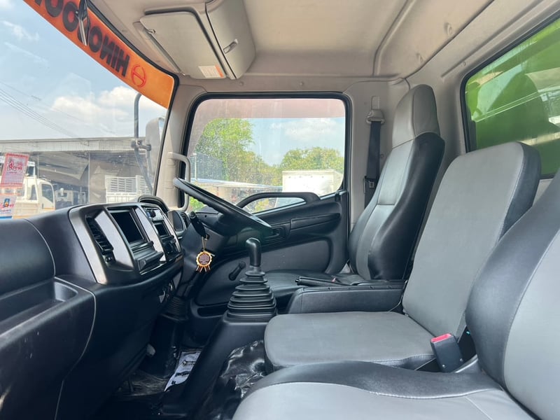 Hino mega 175 ปี60