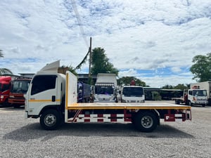 ISUZU NPR 150แรงม้า รถบรรทุก 6ล้อ พื้นเรียบ ปี2017 ISUZU NPR 150แรงม้า รถบรรทุก 6ล้อ พื้นเรียบ ปี2017