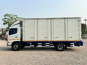 Hino mega 175 ปี59 Hino mega 175 ปี59