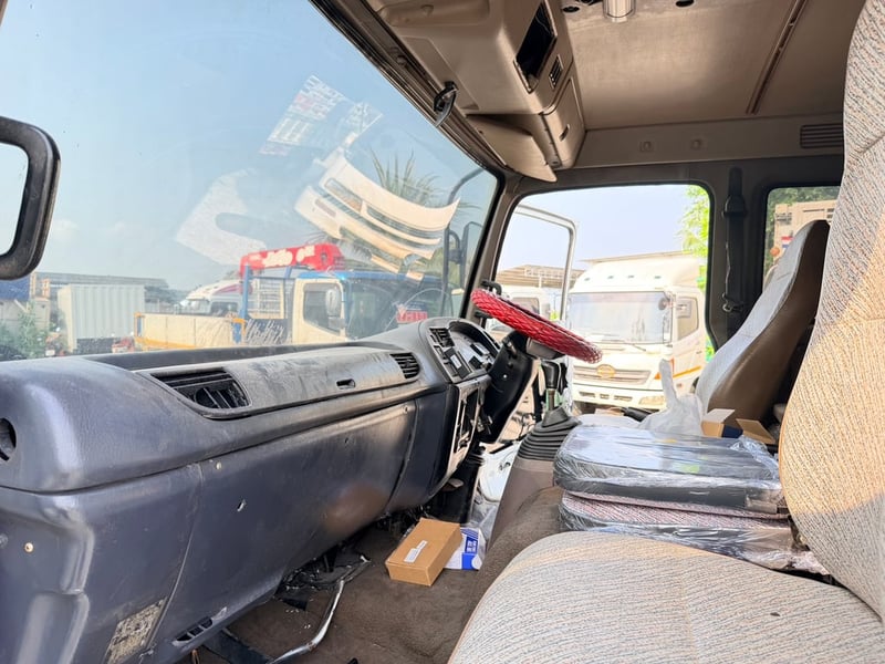 10ล้อแท่นเตี้ย ISUZU DECA 195 ปี40 10ล้อแท่นเตี้ย ISUZU DECA 195 ปี40