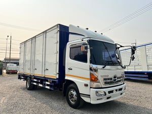 Hino mega 175 ปี59 Hino mega 175 ปี59