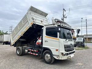 HINO FC 210แรงม้า รถบรรทุก 6ล้อ ดั้มพ์ ปี2021