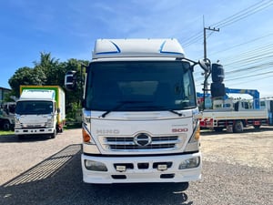 HINO FC 175แรงม้า รถบรรทุก 6ล้อ กระบะคอกสูง ปี2017 HINO FC 175แรงม้า รถบรรทุก 6ล้อ กระบะคอกสูง ปี2017