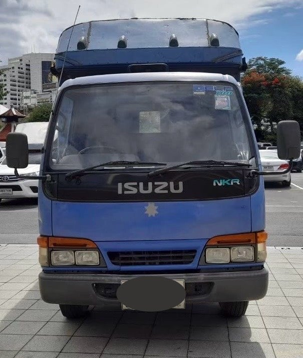 ISUZU NKR55E12 4สูบ 100แรงม้า รถบรรทุก 4ล้อ กระบะคอกสูงมีหลังคา ปี2002