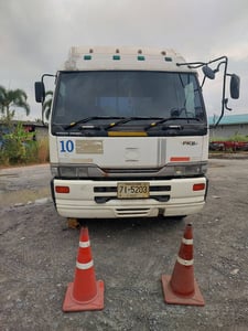 NISSAN UD PKB 216แรงม้า รถบรรทุก หัวลาก 10ล้อ หัวลาก เฉพาะหัว ปี2009 เลขไมล์น้อยกว่า 100,000 กม.