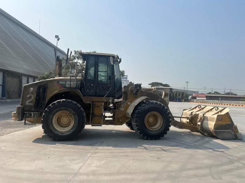 ขายด่วน! รถตักมือสอง CAT950H สภาพนางฟ้า ดูแลเช็คระยะตลอด ใช้งานต่อได้ทันที