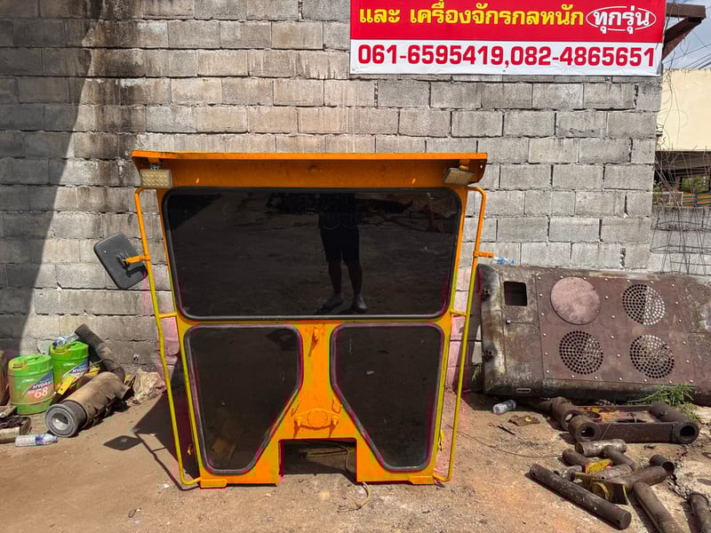 ตู้เก๋งรถเกรด CAT140G มือสอง 