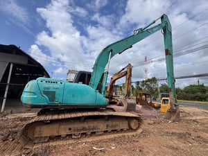 รถแบคโฮKOBELCO SK200LC-5SUPER บูมยาว 18 เมตร