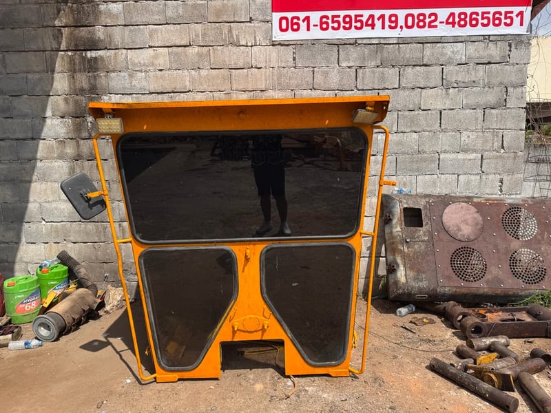 ตู้เก๋งรถเกรด CAT140G มือสอง 