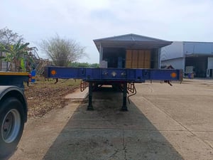 ปล่อยหางเทรลเลอร์พื้นเรียบ3เพลา PS3-SF1250M