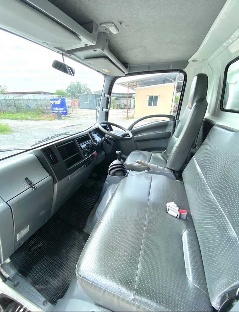 ISUZU NLR 130 ปี 2561 รุ่นใหม่ คอกสแตนเลส ยาว 3.20 ม.