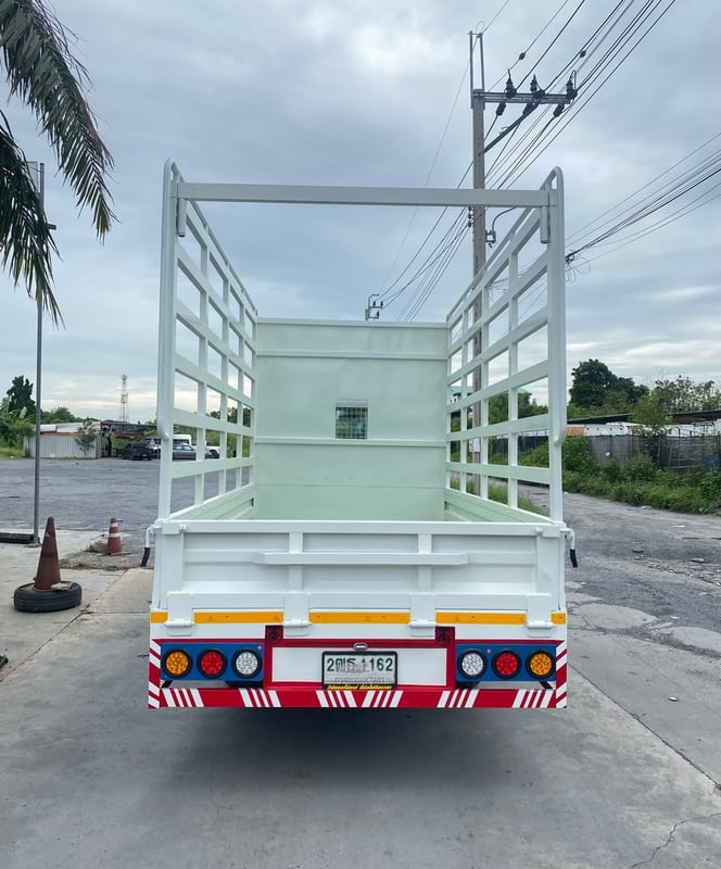 ISUZU NLR 130แรงม้า รถบรรทุก 4ล้อ  ปี2018 กระบะเหล็กคอกสูงใหม่ ยาว 3.50 เมตร