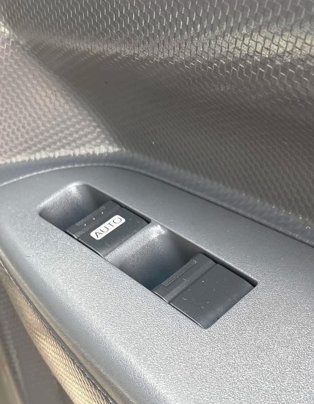 รถ ISUZU NLR 130 แรง ปี 2564 รถห้างแท้ (4 ล้อไม่ติดเวลา) กะบะคอกสูง ยาว 3.50 ม. กว้าง 1.95 ม. รถสวย มือเดียว