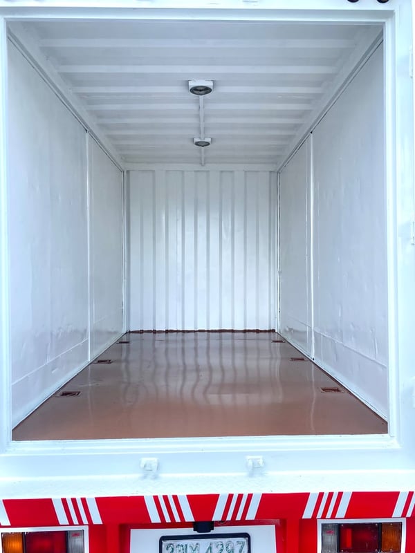 ISUZU NLR 130แรงม้า รถบรรทุก 4ล้อ ตู้แห้ง 10 บาน ปี2018