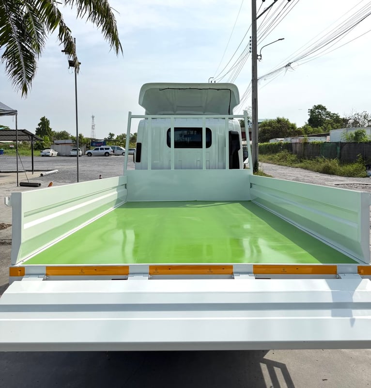 รถ ISUZU NLR 130 แรง ปี 2559 (รถห้างแท้ ) (4 ล้อไม่ติดเวลา) กะบะเหล็กเปิด 3 ด้าน ยาว 3.50 ม. กว้าง 2.00 ม. รถมือเดียว สวยมาก