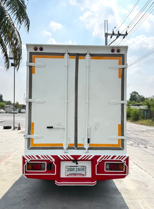 ISUZU NLR 130แรงม้า รถบรรทุก 4ล้อ ตู้แห้ง ปี2018 รถสวยมาก มือเดียว ISUZU NLR 130แรงม้า รถบรรทุก 4ล้อ ตู้แห้ง ปี2018 รถสวยมาก มือเดียว