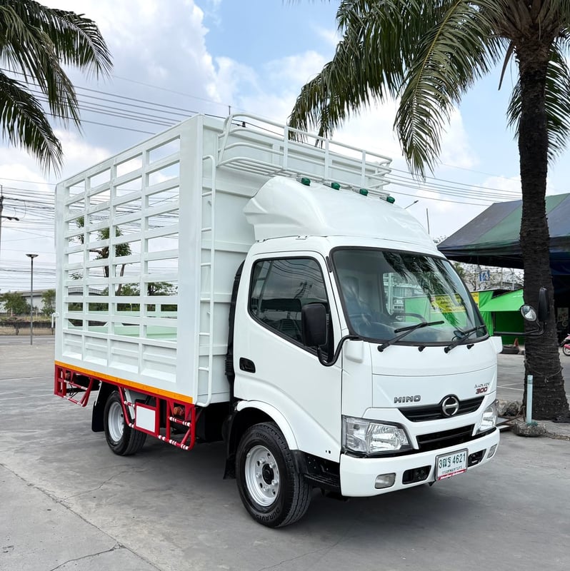 HINO XZU 136 แรงม้า  4ล้อไม่ติดเวลา  ปี 2564 กะบะเหล็กคอกสูง ยาว 3.50 ม.