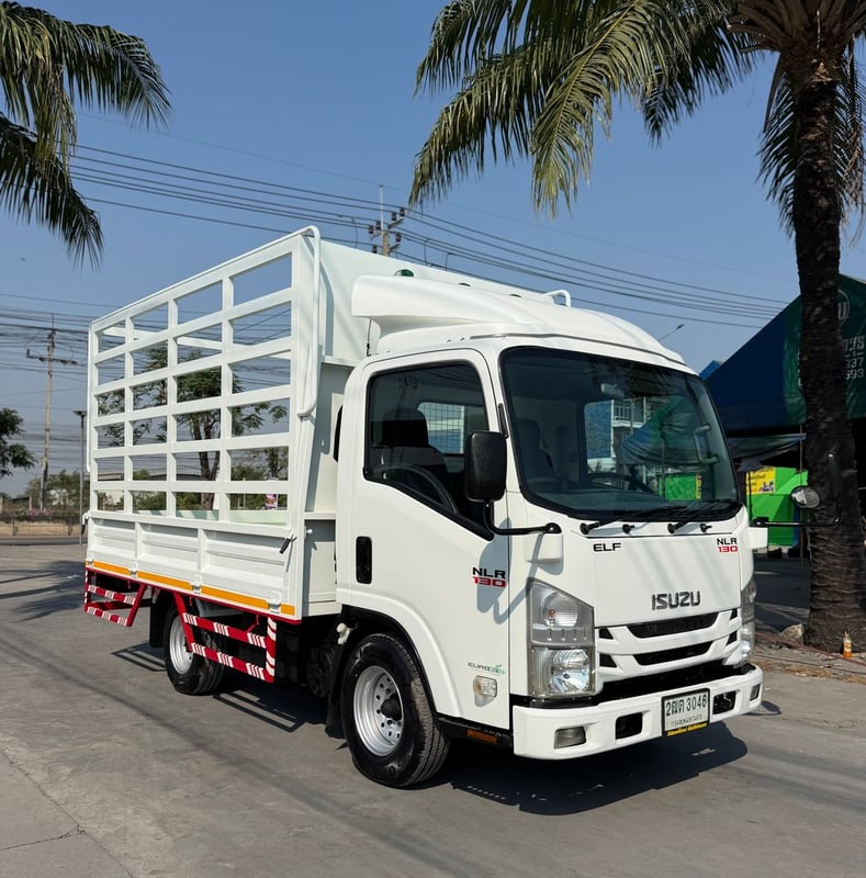 ISUZU NLR 130แรงม้า รถบรรทุก 4ล้อ กระบะคอกสูง ปี 2561