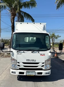ISUZU NLR 130 แรงม้า รถบรรทุก 4 ล้อไม่ติดเวลา ตู้แห้ง ปี 2563 ISUZU NLR 130 แรงม้า รถบรรทุก 4 ล้อไม่ติดเวลา ตู้แห้ง ปี 2563