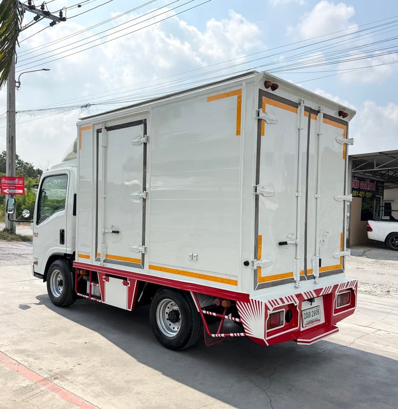 ISUZU NLR 130แรงม้า รถบรรทุก 4ล้อ ตู้แห้ง ปี2018 รถสวยมาก มือเดียว ISUZU NLR 130แรงม้า รถบรรทุก 4ล้อ ตู้แห้ง ปี2018 รถสวยมาก มือเดียว