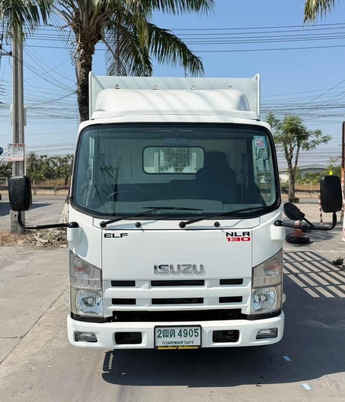 ISUZU NLR 130 แรงม้า รถบรรทุก 4 ล้อไม่ติดเวลา กระบะเหล็กคอกสูง ปี 2561 ISUZU NLR 130 แรงม้า รถบรรทุก 4 ล้อไม่ติดเวลา กระบะเหล็กคอกสูง ปี 2561