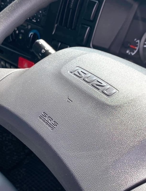 ISUZU NLR 130 แรงม้า ปี 2562 รถบรรทุก 4 ล้อไม่ติดเวลา กระบะเหล็ก ยาว 3.50 ม.