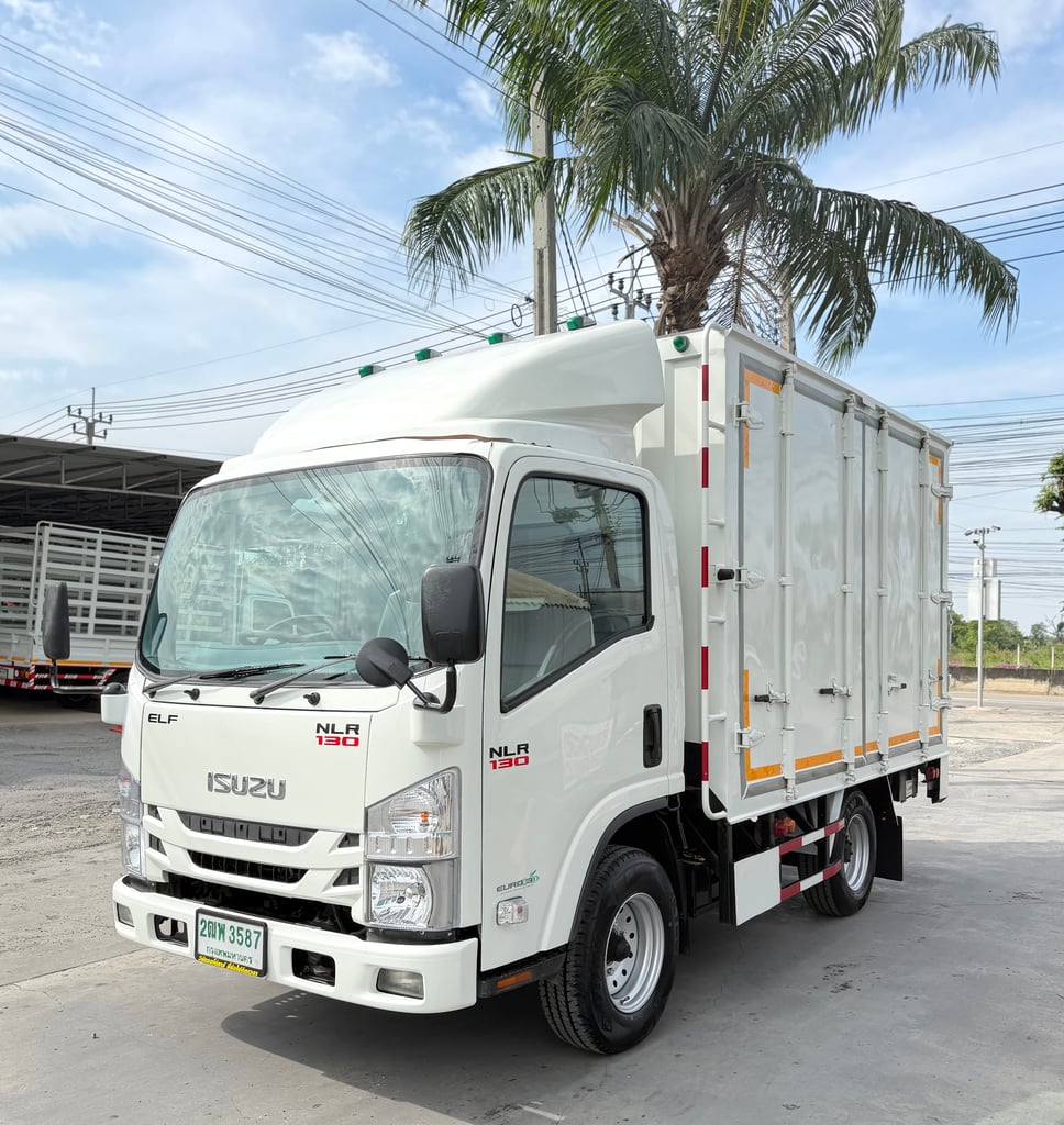 ISUZU NLR 130แรงม้า รถบรรทุก 4 ล้อไม่ติดเวลา ตู้แห้งท้ายลิฟท์ ปี 2562 เลขไมล์ 62,730 กม. ISUZU NLR 130แรงม้า รถบรรทุก 4 ล้อไม่ติดเวลา ตู้แห้งท้ายลิฟท์ ปี 2562 เลขไมล์ 62,730 กม.