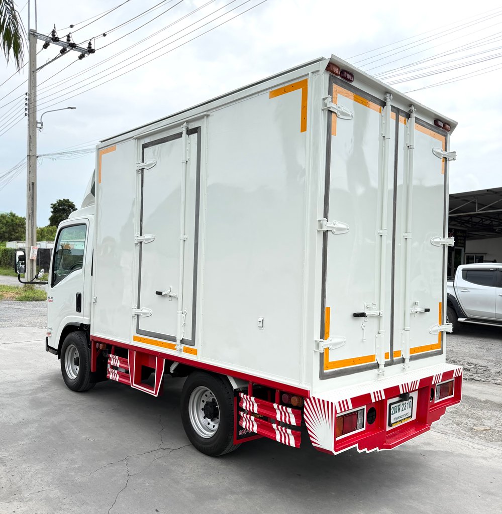 รถ ISUZU NLR 130 แรง ปี 2563  รถห้างแท้ (4 ล้อไม่ติดเวลา) รุ่นใหม่ ไมล์น้อย 