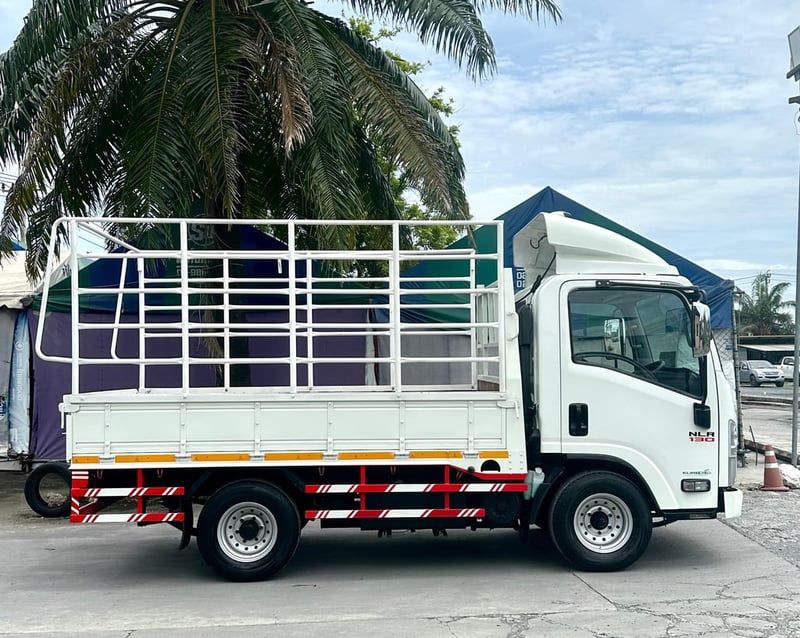ISUZU NLR 130แรงม้า รถบรรทุก 4ล้อ กระบะคอกสูง ปี2009