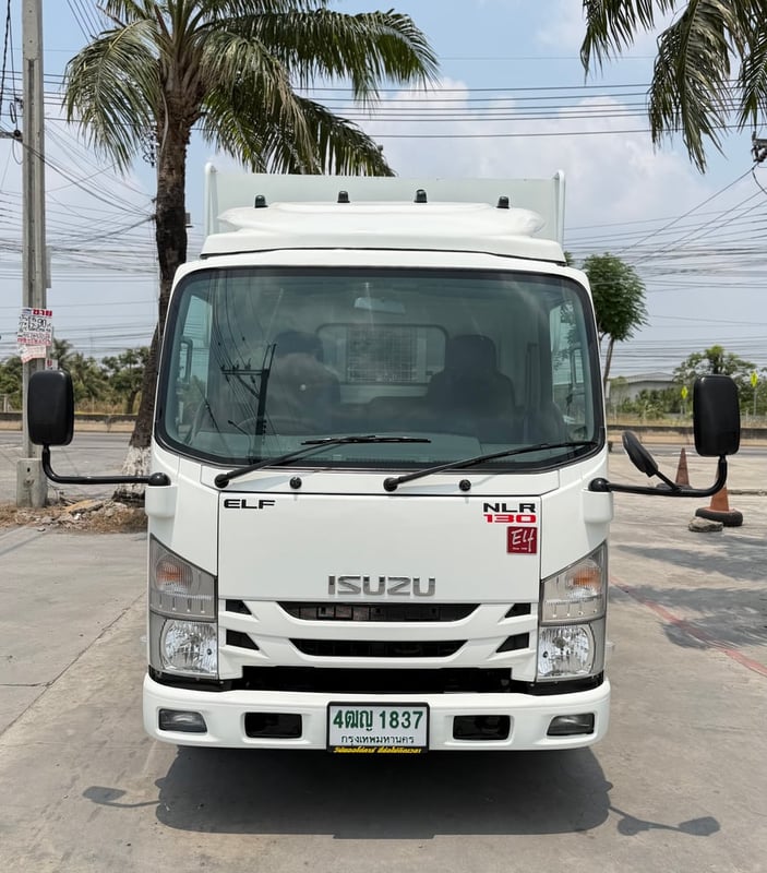 รถ ISUZU NLR 130 แรง ปี 2564  รถห้างแท้   (4 ล้อไม่ติดเวลา)  กะบะคอกสูง ยาว 3.50 ม.กว้าง 1.90 ม. รถสวย มือเดียว 