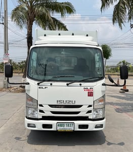 รถ ISUZU NLR 130 แรง ปี 2564  รถห้างแท้   (4 ล้อไม่ติดเวลา)  กะบะคอกสูง ยาว 3.50 ม.กว้าง 1.90 ม. รถสวย มือเดียว 