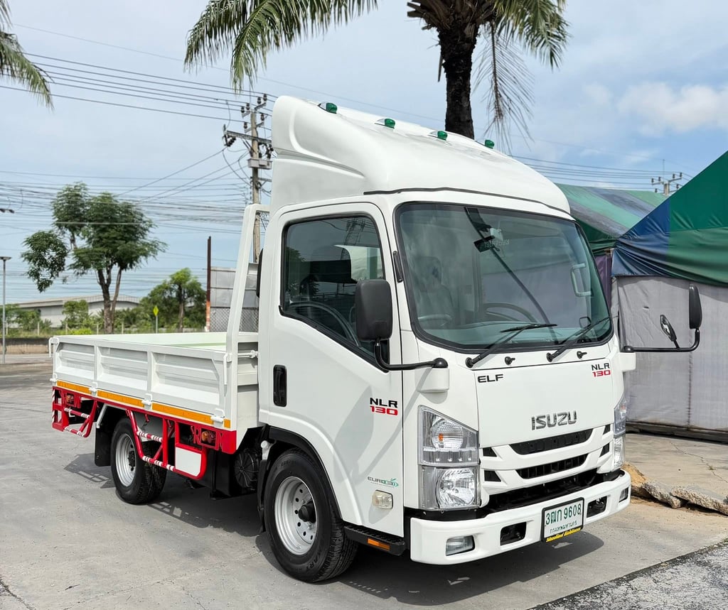รถ ISUZU NLR 130 แรง ปี 2563 รถห้างแท้ (4 ล้อไม่ติดเวลา) #กะบะเหล็กเปิด3บาน ยาว 3.30 ม. รถสวย มือเดียว