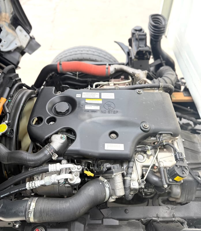 รถ ISUZU NLR 130 แรง ปี 2560 (รถห้างแท้ ) (4 ล้อไม่ติดเวลา) กะบะเหล็กเปิด 3 ด้าน ยาว3.50 ม. กว้าง1.95 ม. รถสวย มือเดียว