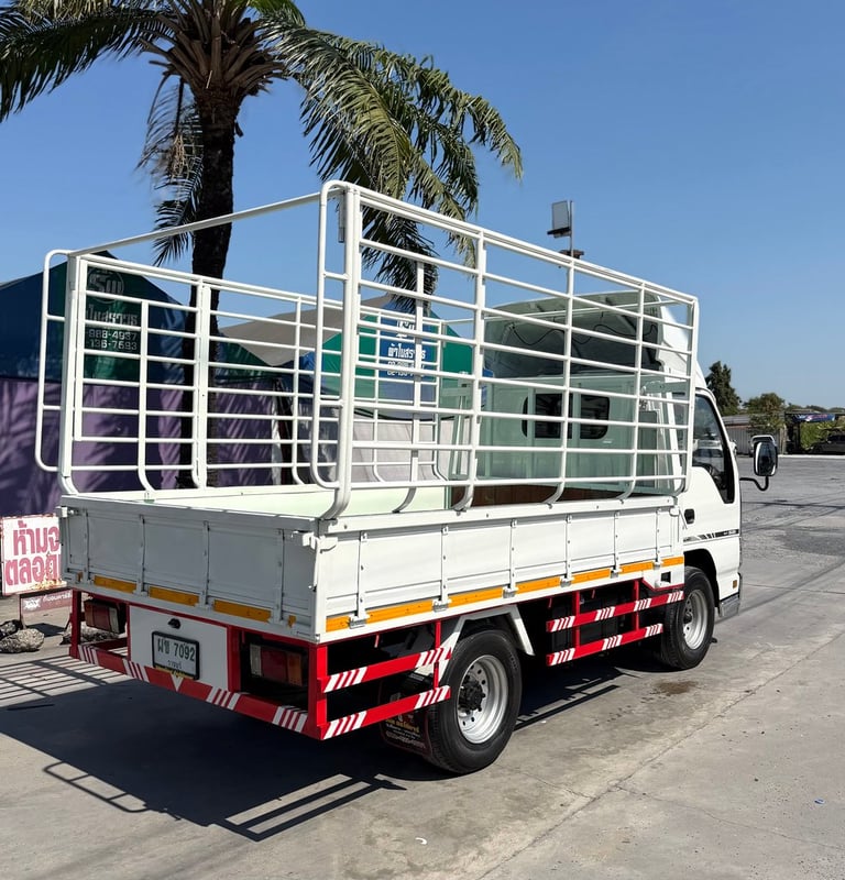 ISUZU NKR 100แรงม้า รถบรรทุก 4ล้อ กระบะคอกสูง ปี2006