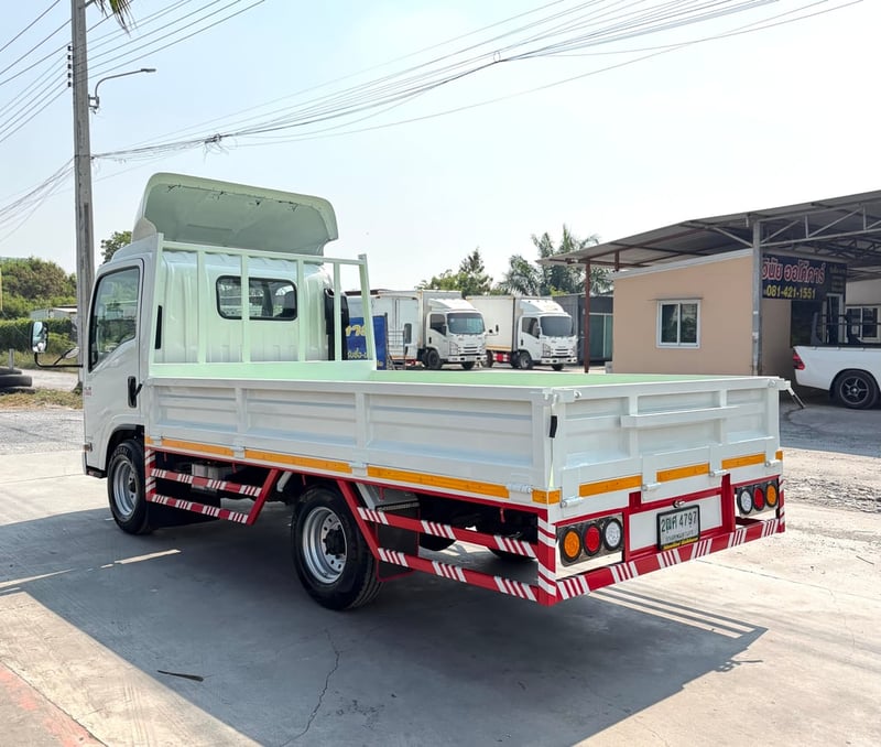 ISUZU NLR 130 แรงม้า ปี 2562 รถบรรทุก 4 ล้อไม่ติดเวลา กระบะเหล็ก ยาว 3.50 ม.